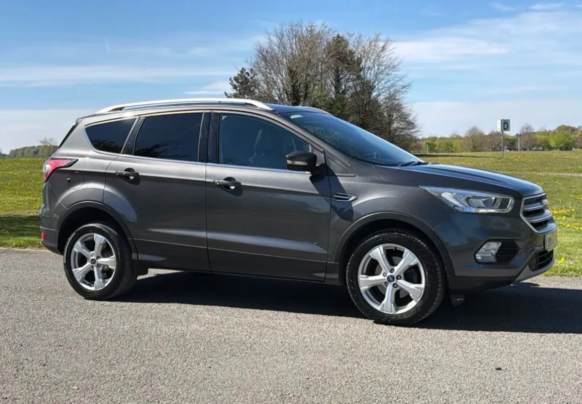Ford Kuga 2019 commercial 2 seats - Image 2