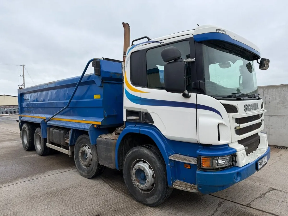 SCANIA P410 8x4 TIPPER - Image 1