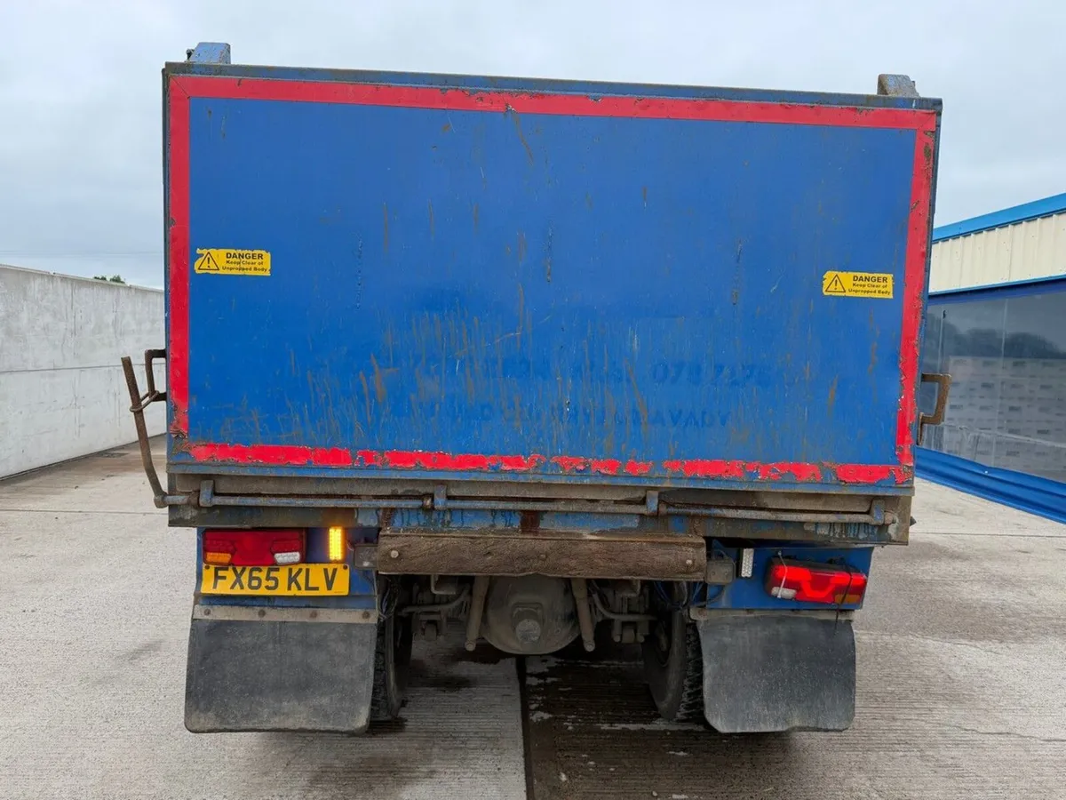 SCANIA P410 8x4 TIPPER - Image 4