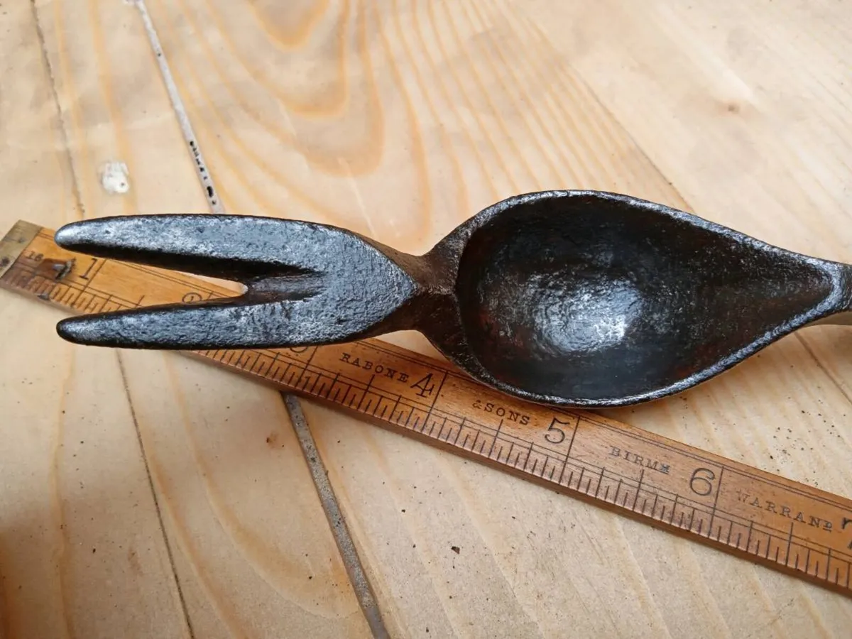 Antique star patent daisy grubber - Image 2