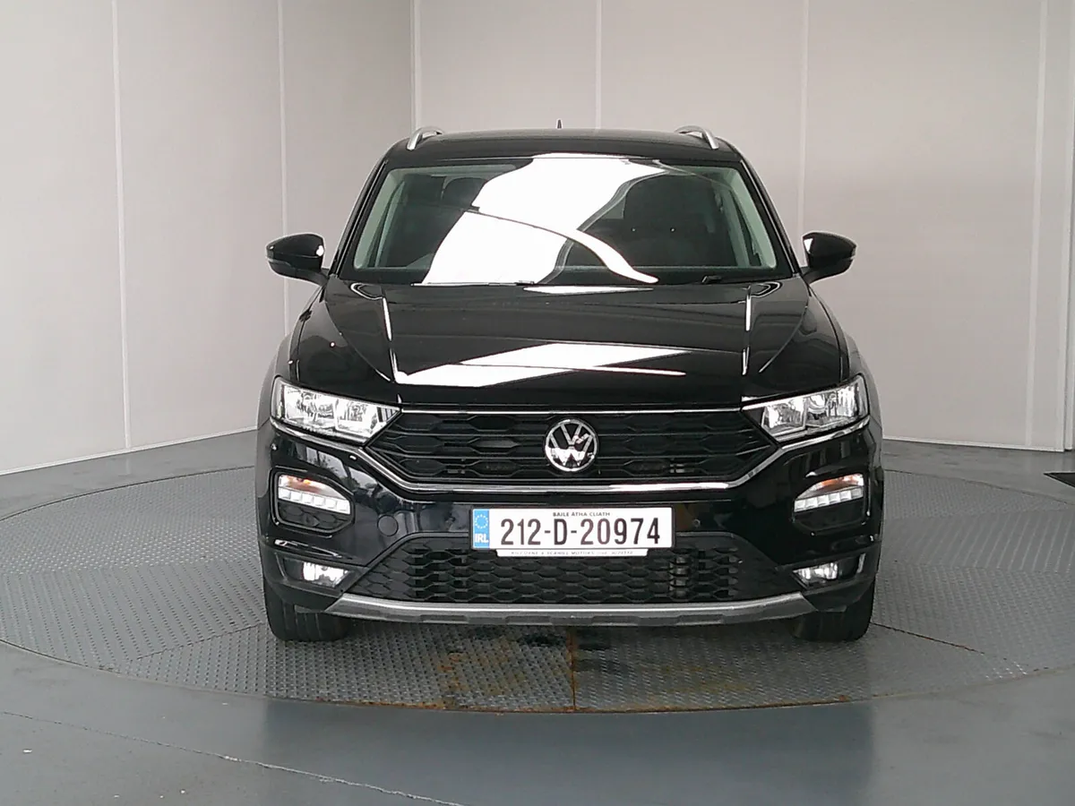 volkswagen t roc 2021 - Image 2