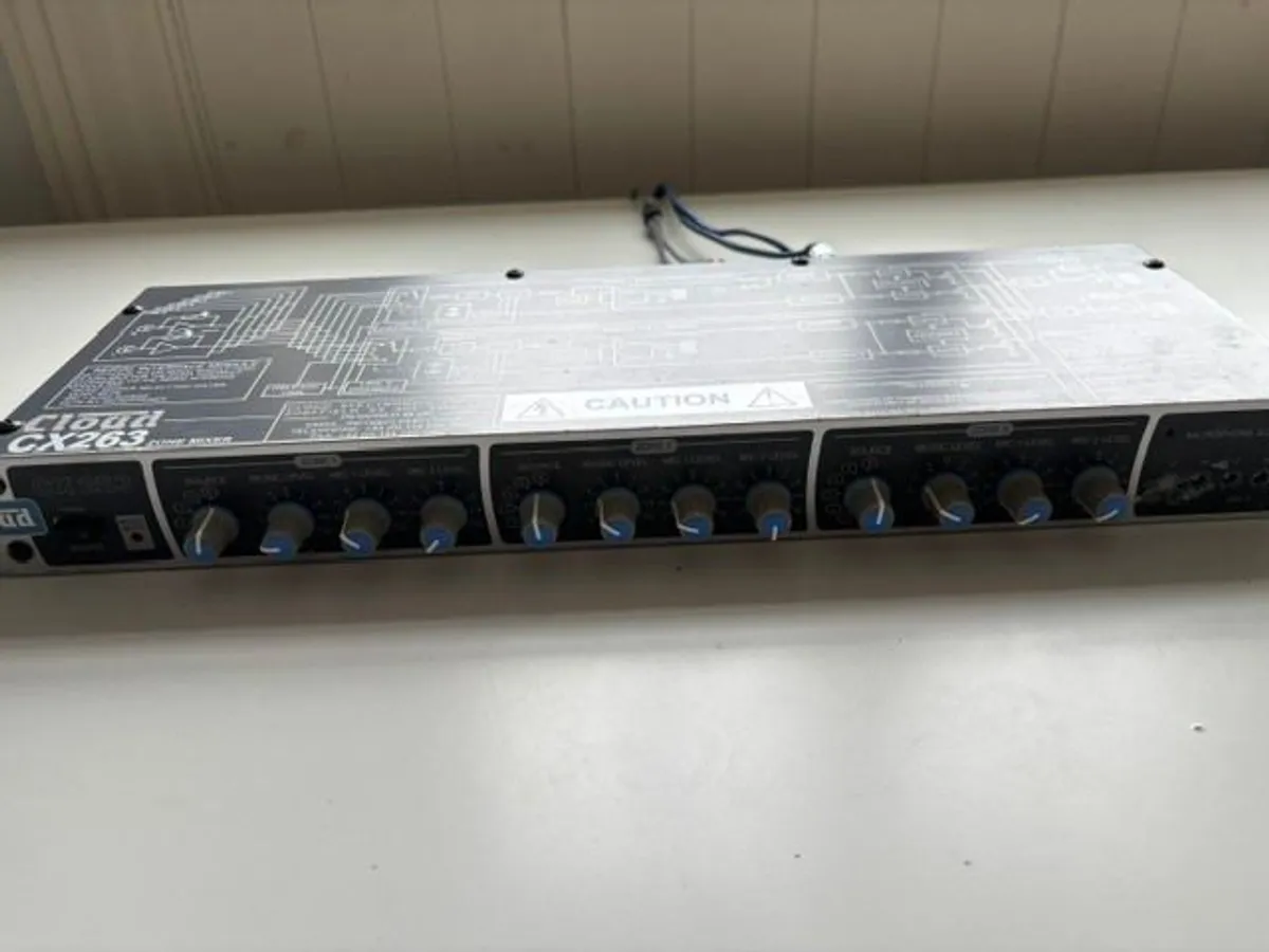 Cloud cx263 Three zone mixer and controls - Image 1
