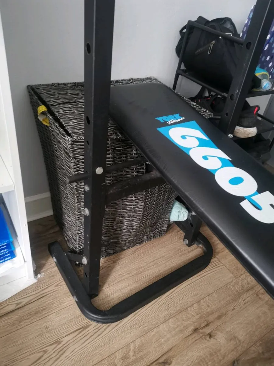 BenchPress Station+ Iron Barbell+ 30kg Iron weight - Image 4
