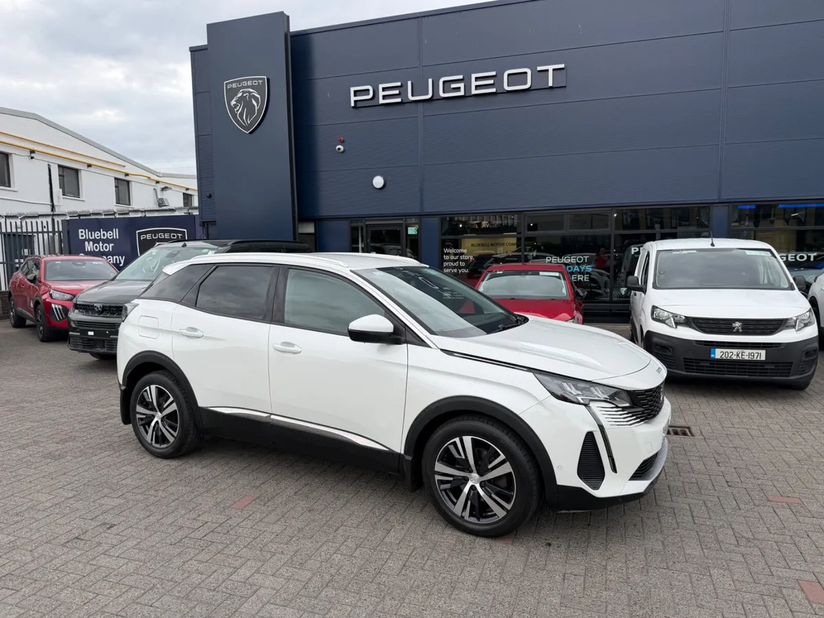 2021 Peugeot 3008 Allure commercial - Image 2