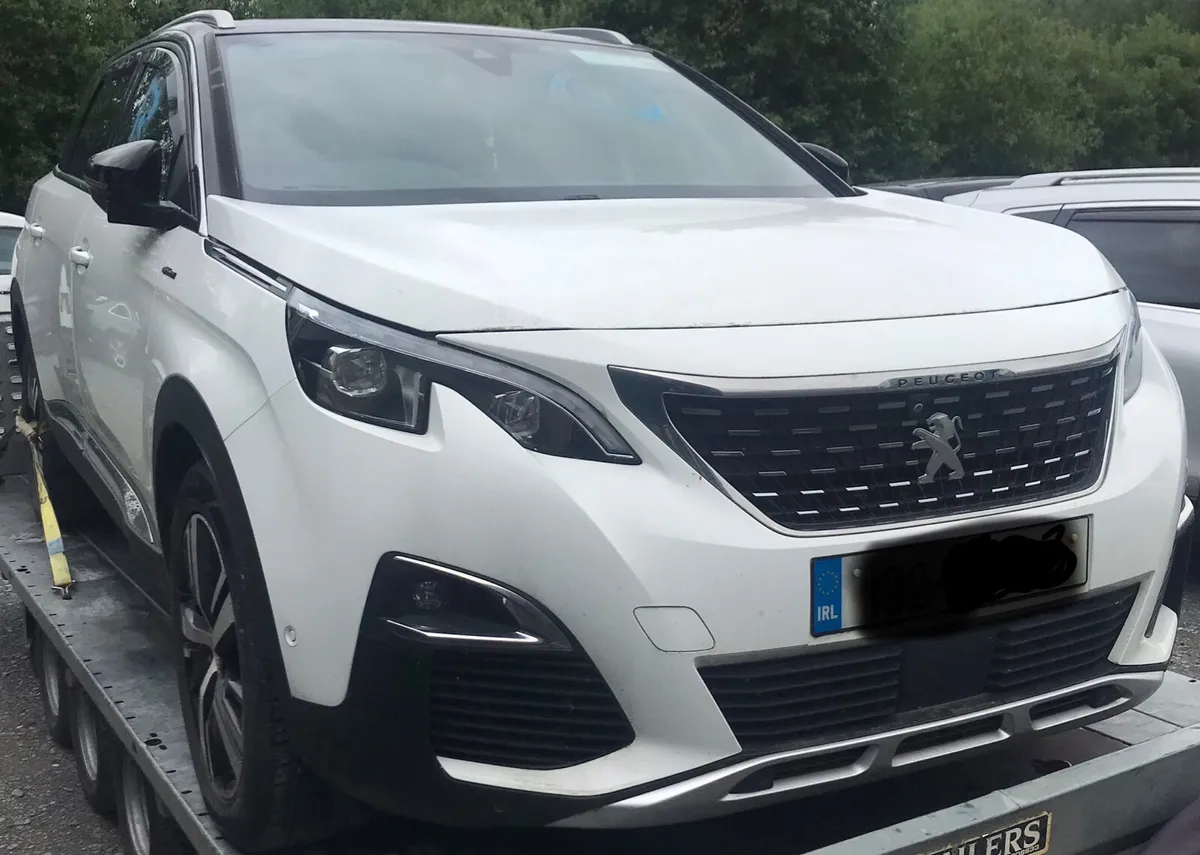 Peugeot 5008 2020 Breaking - Image 1