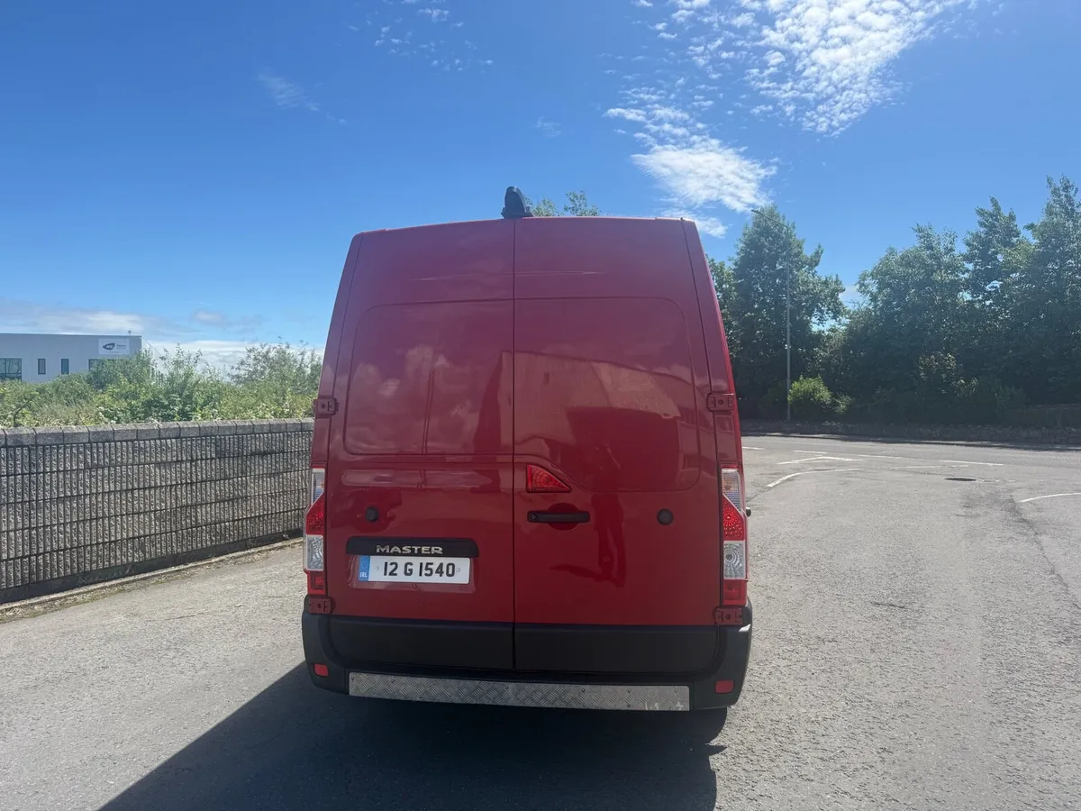 Renault master lwb high roof - Image 3