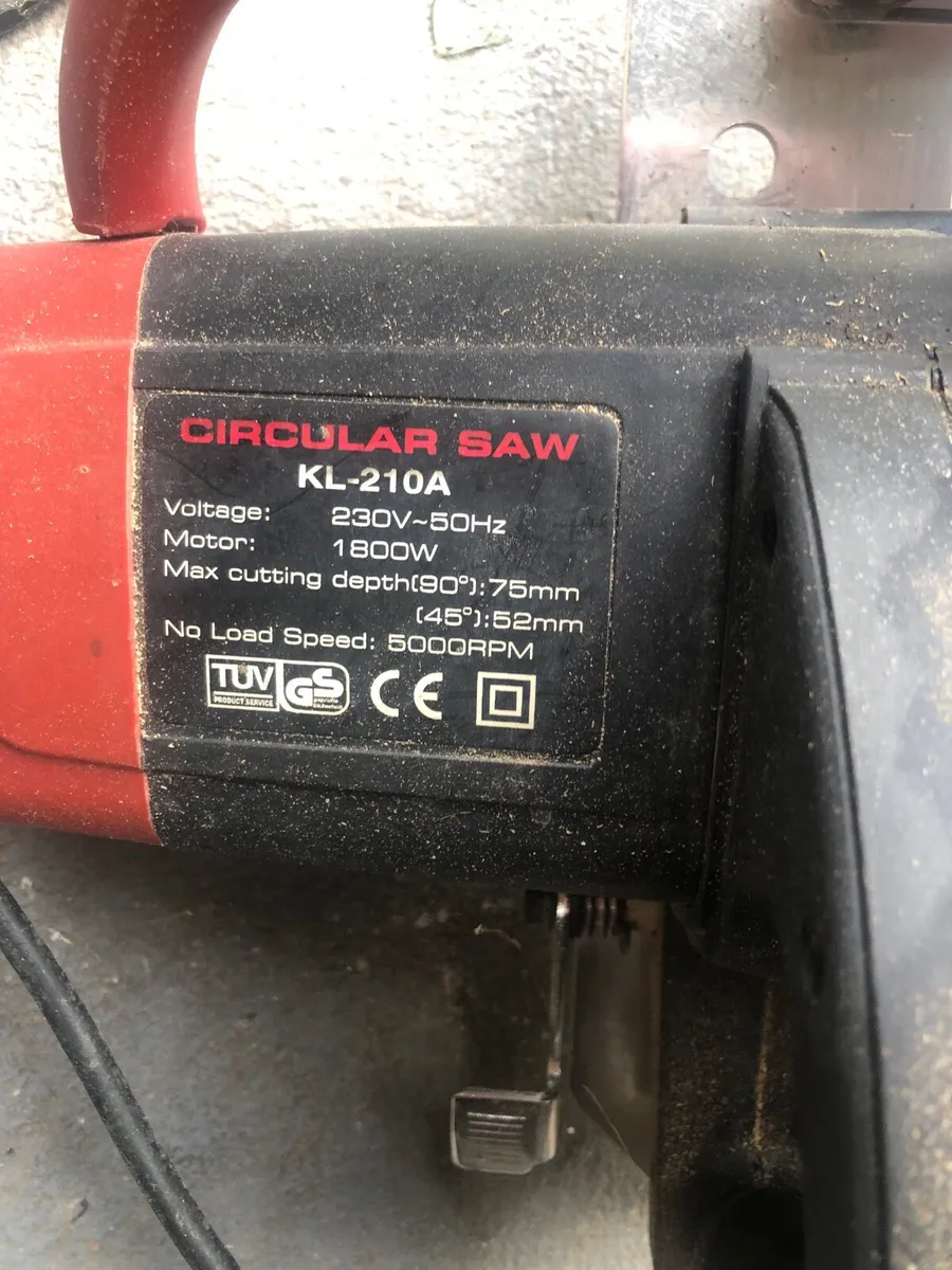 Circular saw - Image 1