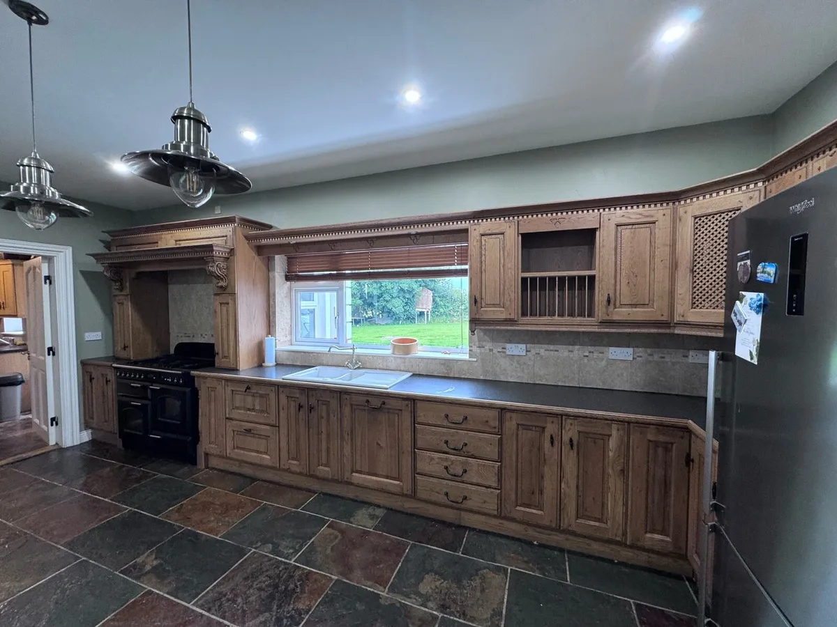 Solid Oak Kitchen - Image 4