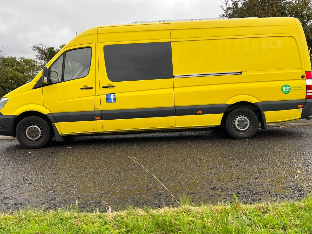 Sprinter Off Grid Campervan LWB 2016 (162) - Image 4