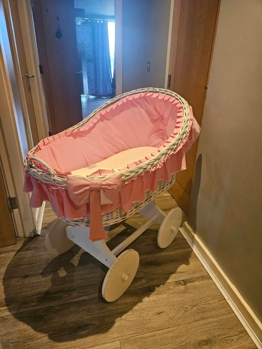 3 in 1 pram - Image 2