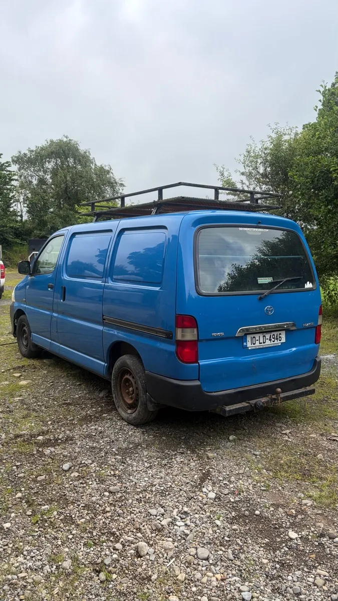 Toyota Hiace For Breaking - Image 2