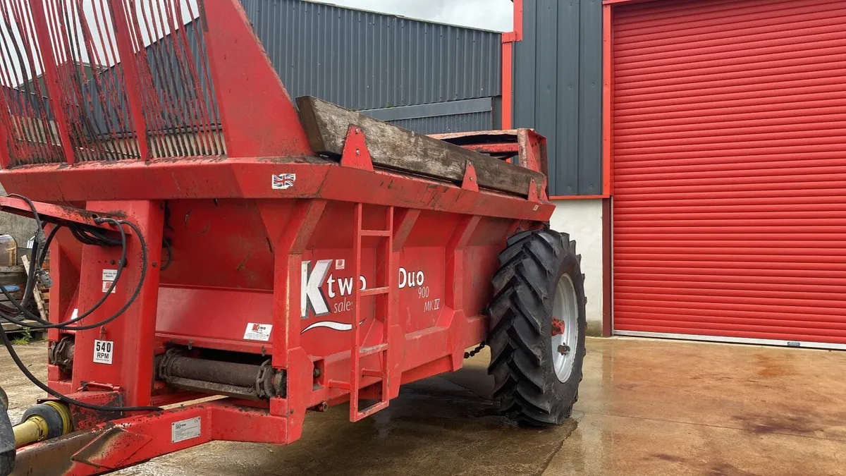 K Two Muck Spreader 12 Ton - Image 1