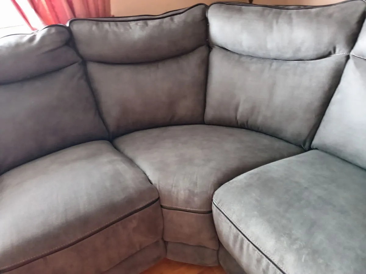 Corner suite - Image 1