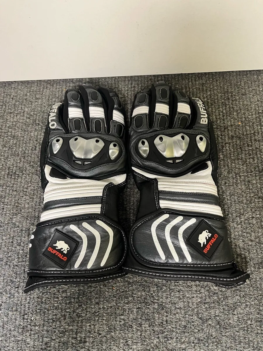 Buffalo Motorcycle Gloves - Image 1