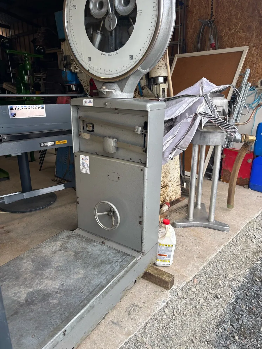 40” manual folder - Image 4