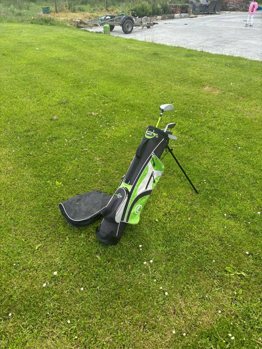 Junior Golf Club Set - Image 1