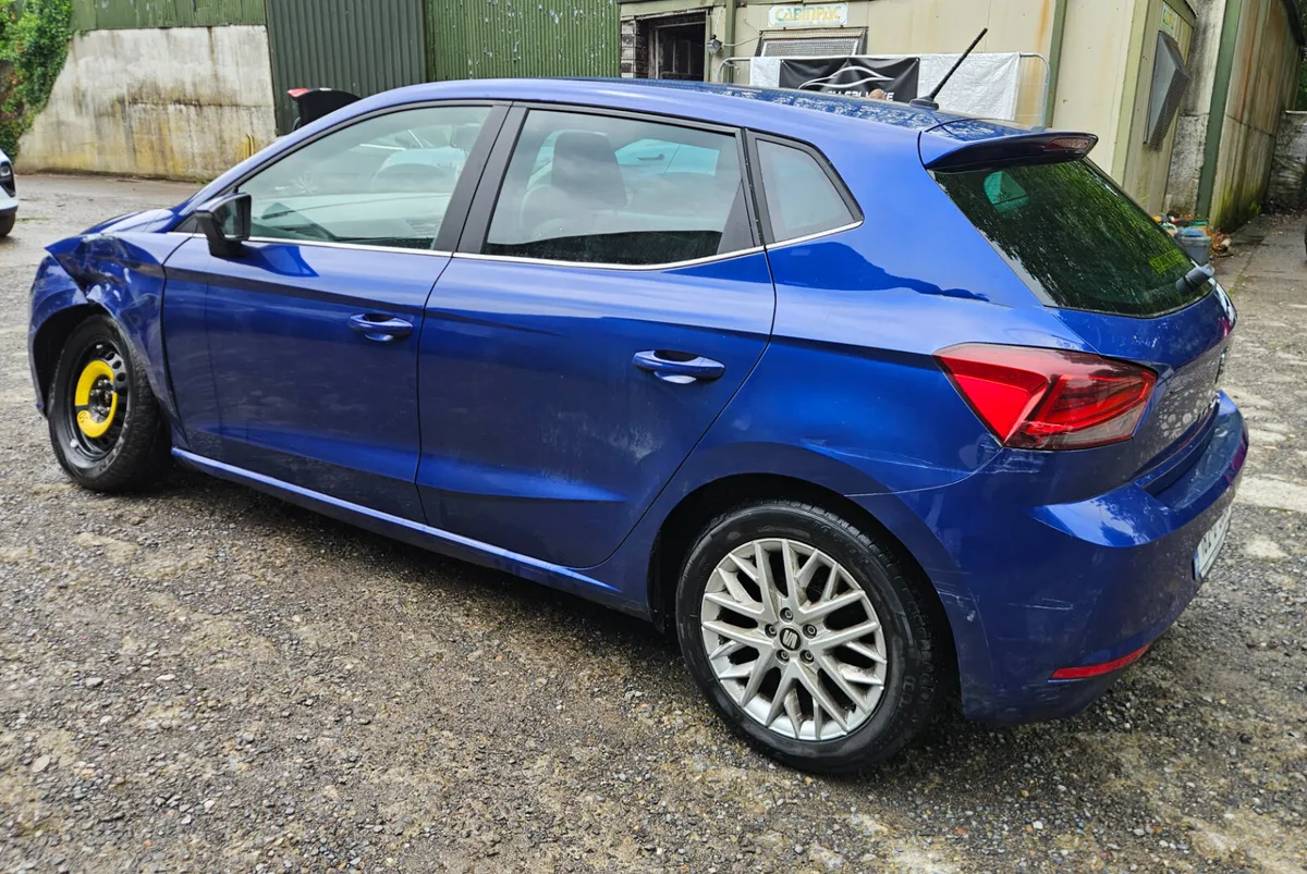 Seat ibiza 1ltr petrol 2018 manual 117km - Image 4