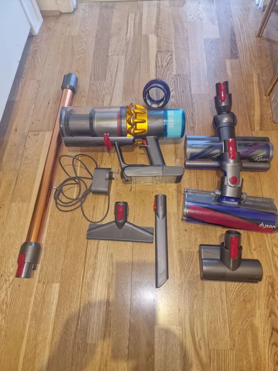 Dyson V15 ABSOLUTE - Image 1