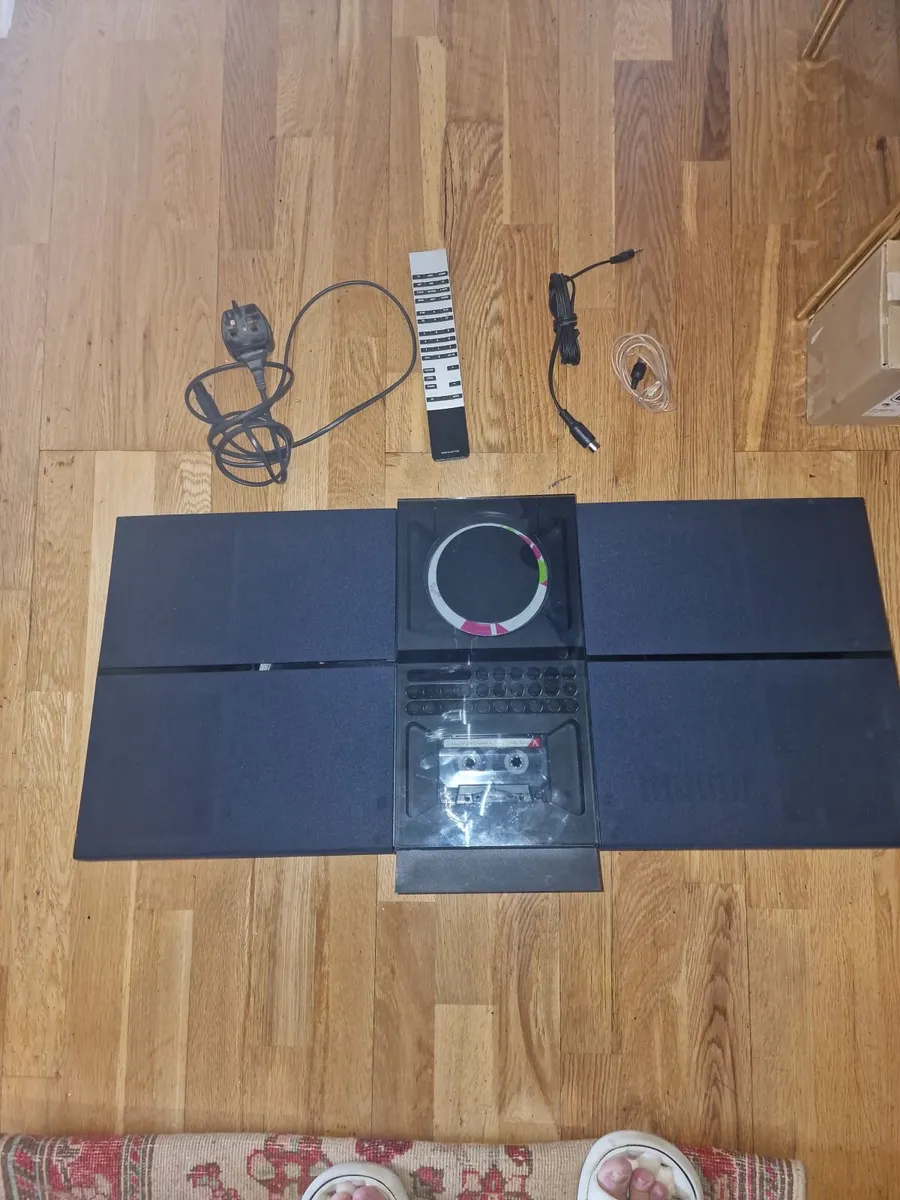 Vintage Hi Fi Bang And Olufsen Made 1994 - Image 1