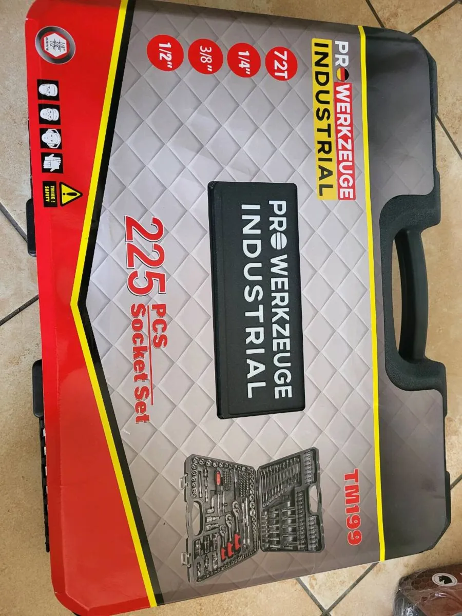 Socket set - Image 1