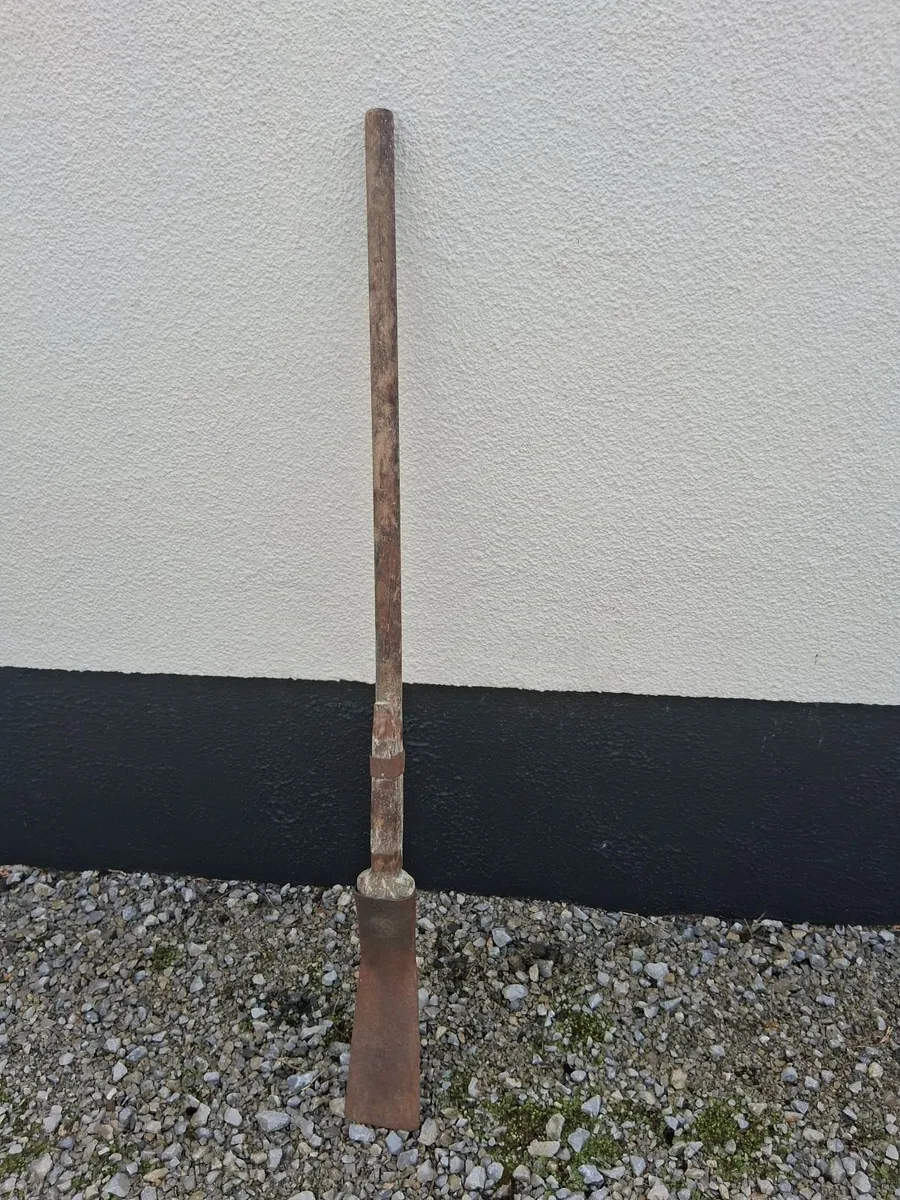 A Loy for ploughing - Image 1