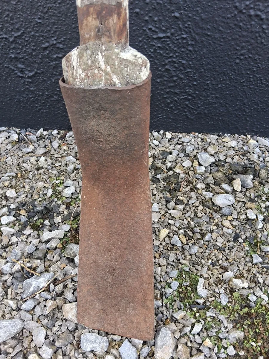 A Loy for ploughing - Image 2