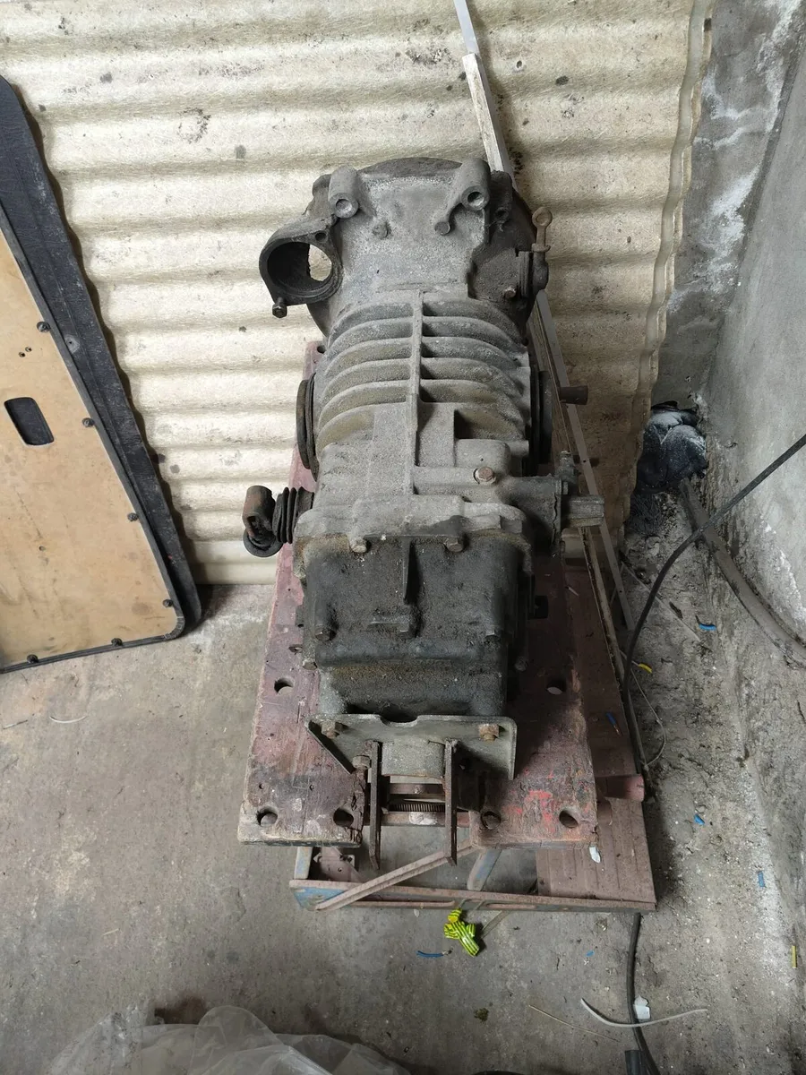 LT25 - Image 4