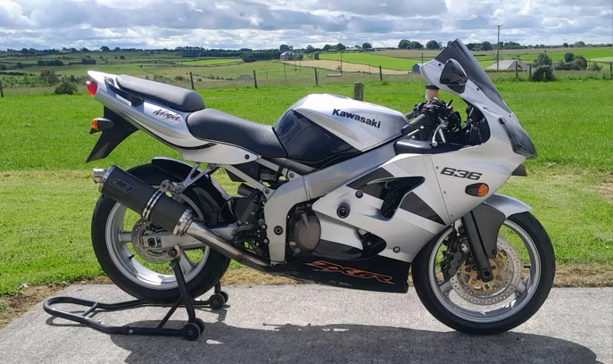 KAWASAKI ZX6R (636) - Image 1
