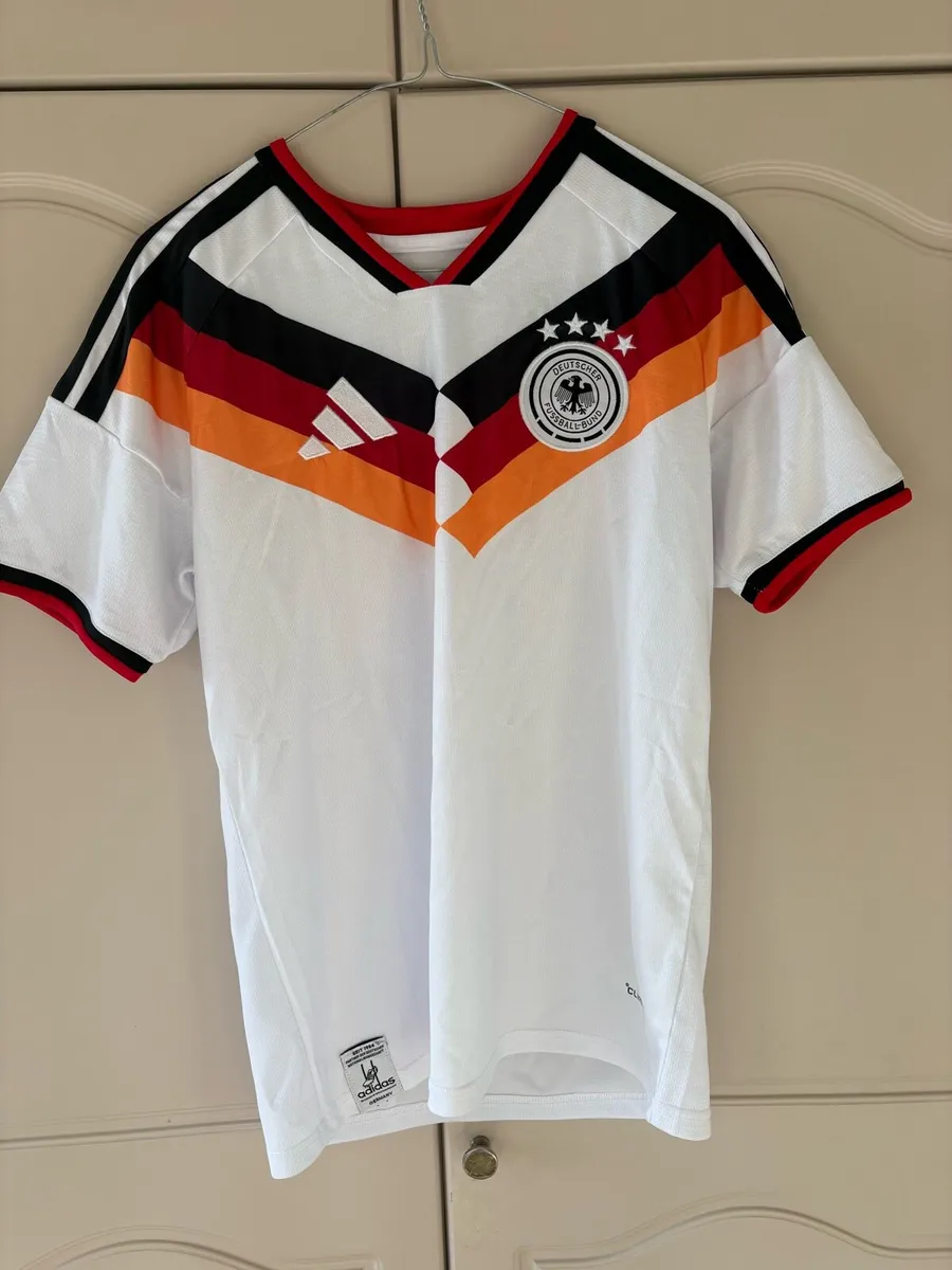 World Cup Jerseys - Image 1