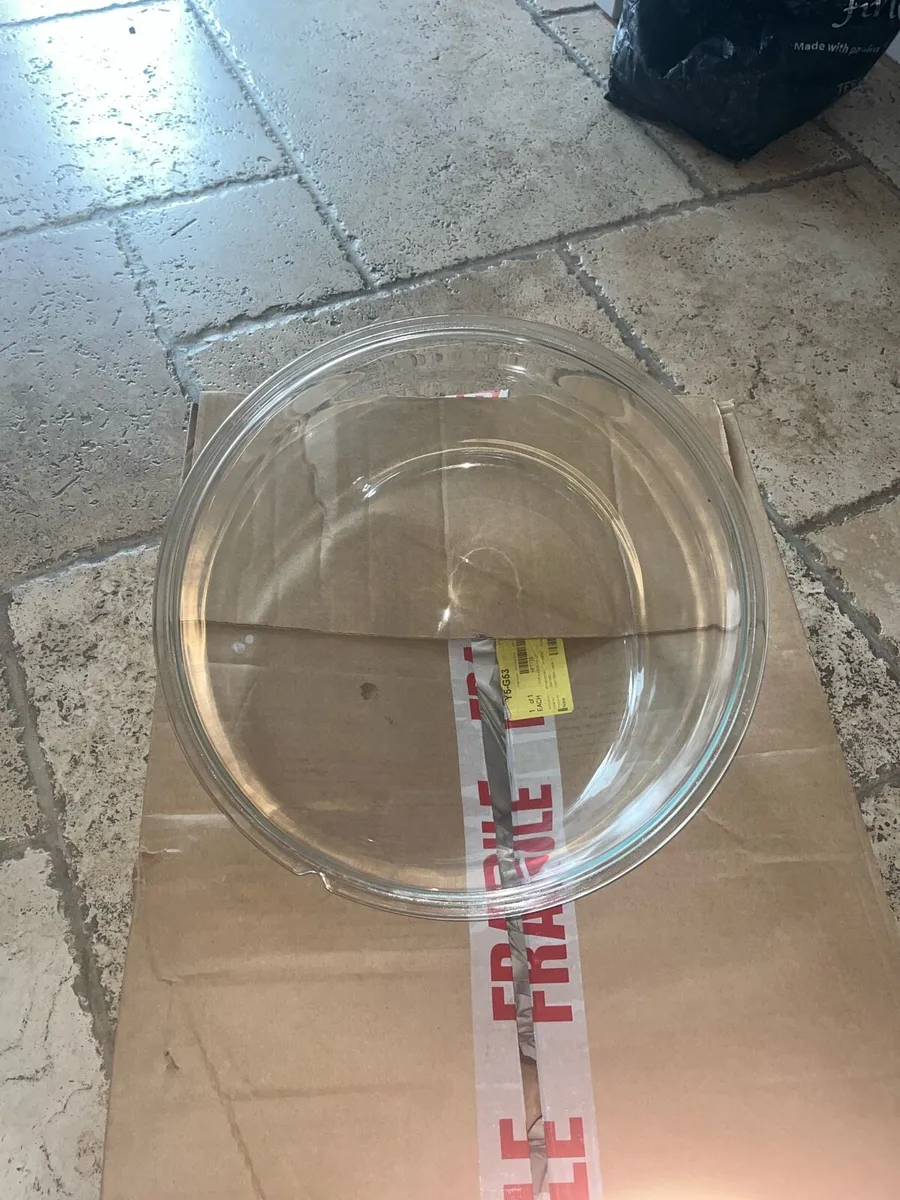 HotPoint Washing Machine door glass bowl - Image 1