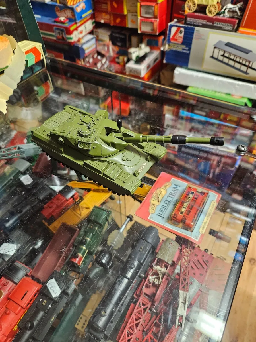 Dinky 1970's British Army Chieftain Tank - Image 2