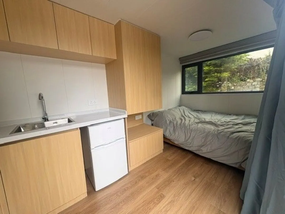Apple Cabin 20ft x 7ft – Fully Equipped - Image 3