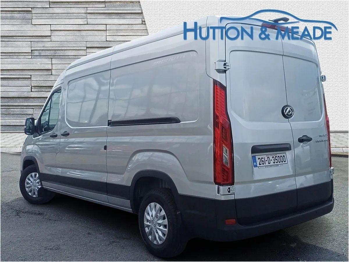 Maxus DELIVER 9 L3H2 Lux Panel Van - Image 3