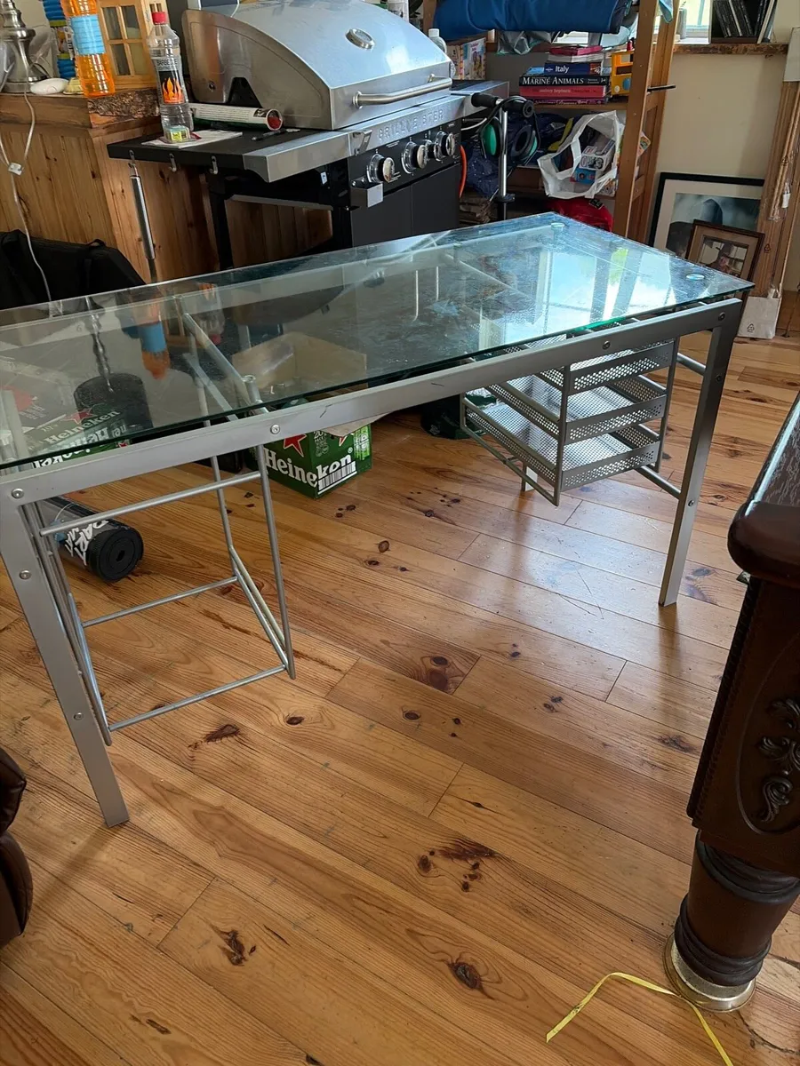 Office Desk - Image 3