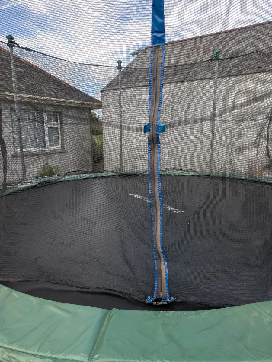 Trampoline - Image 2