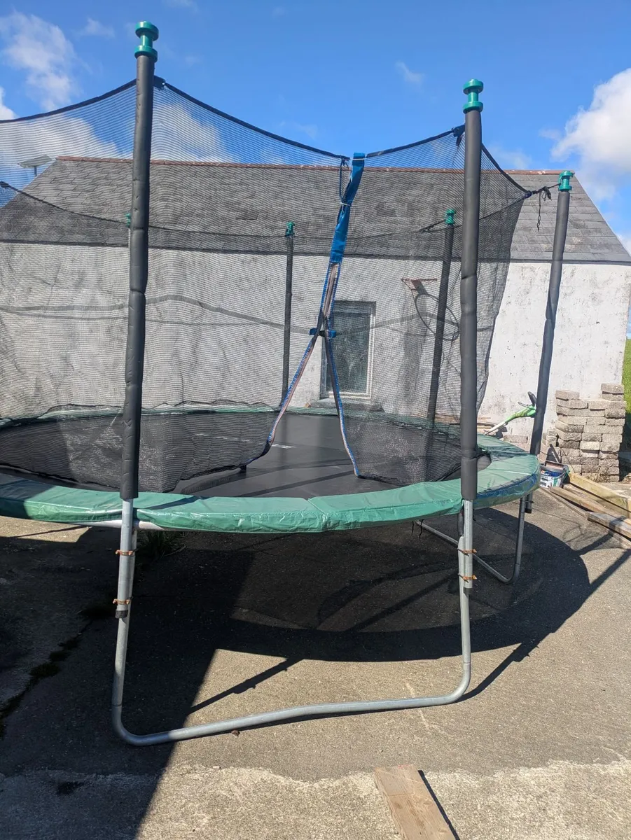 Trampoline - Image 3