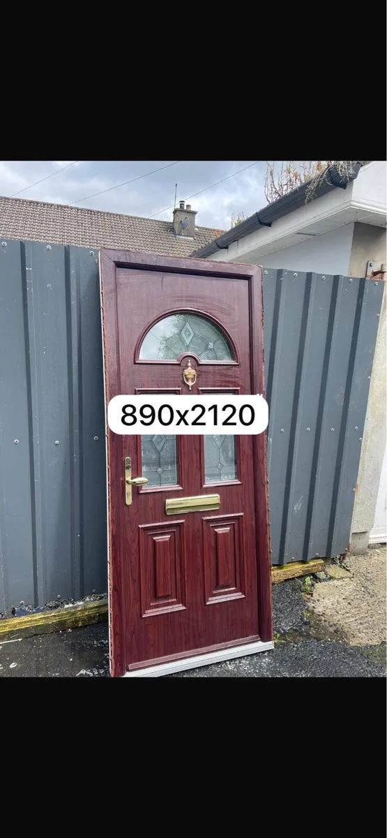 COMPOSITE DOOR LIKE NEW - Image 1