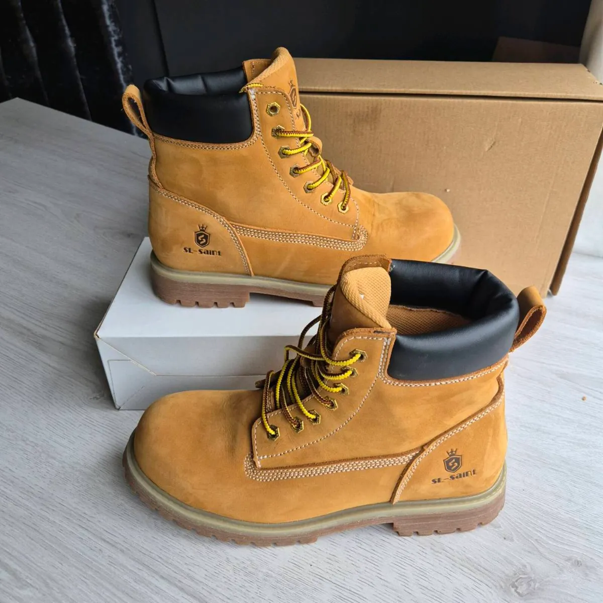 SL-Saint Waterproof Steal Toe Work Boots EU42 UK8, - Image 1