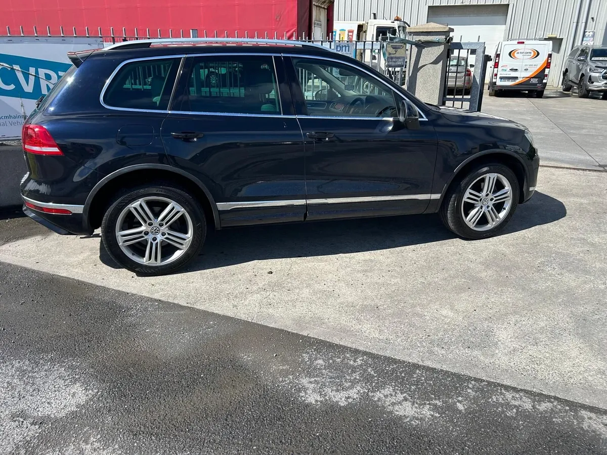 Volkswagen Touareg 2018 - Image 1