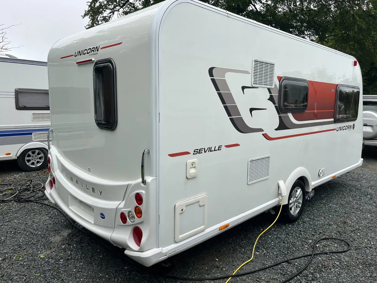 Bailey Unicorn Seville Caravan - Image 4