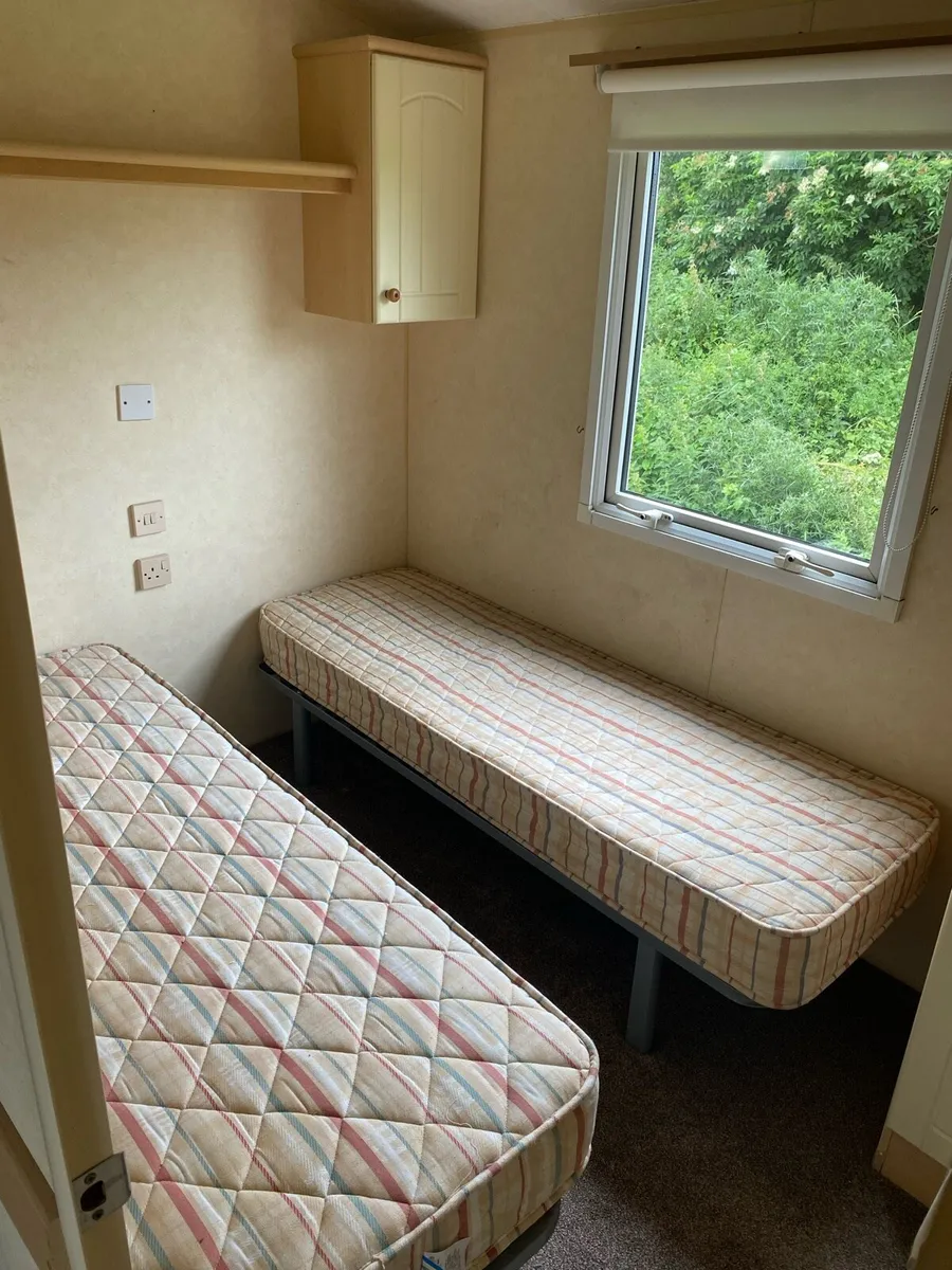 3 bed Willerby Mobile Home - Image 3