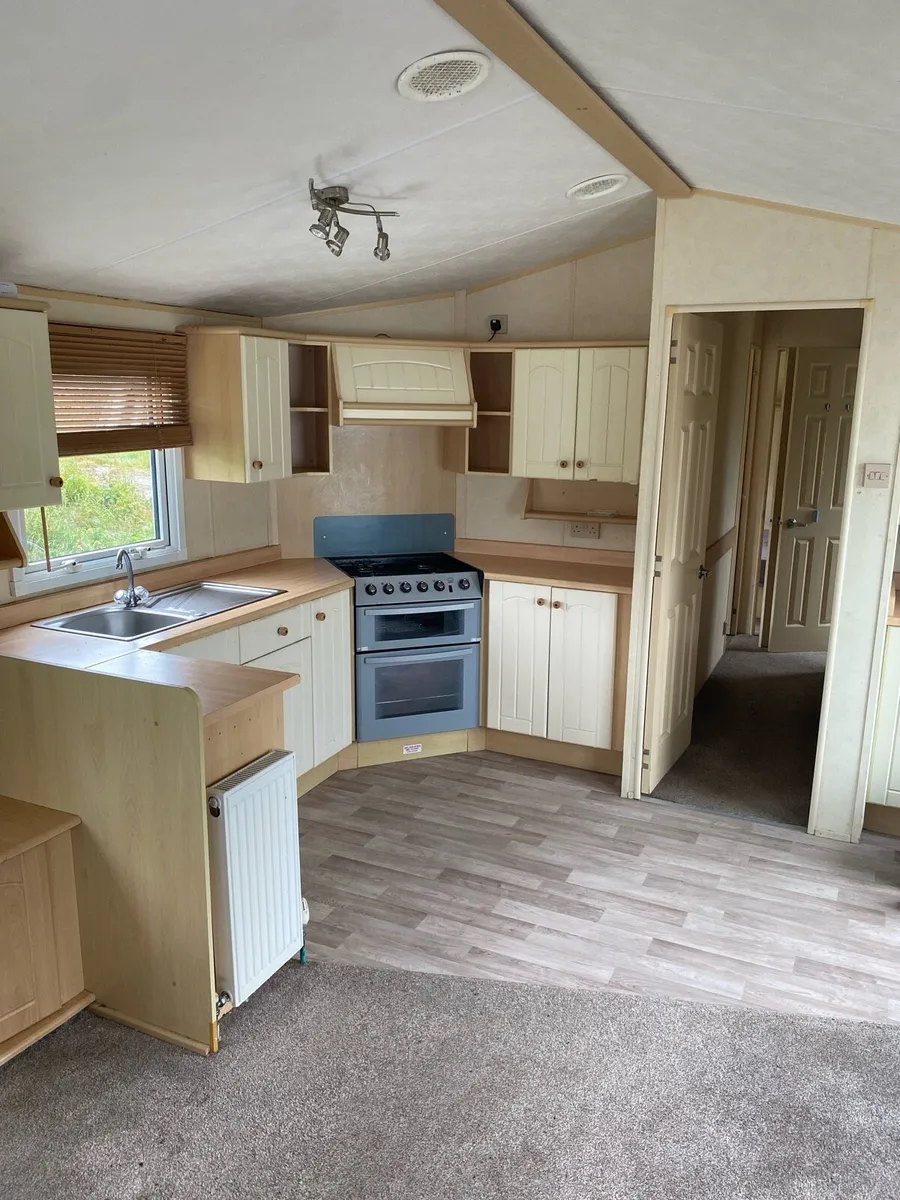 3 bed Willerby Mobile Home - Image 1