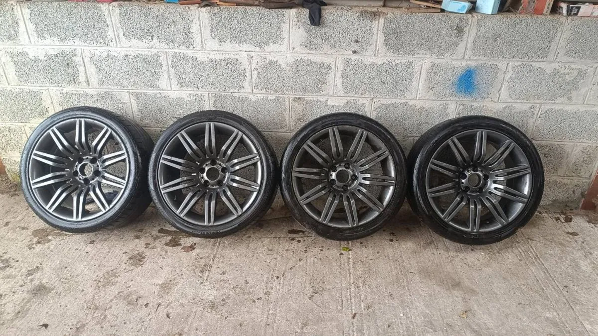 BMW Spiders 19" - Image 1