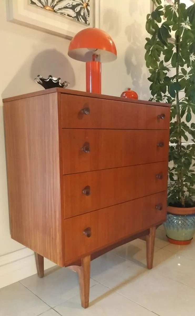 Mid Century Vintage Chest of Drawers - Image 3