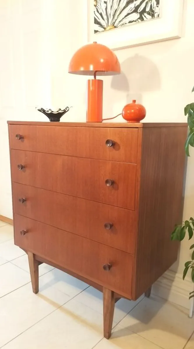 Mid Century Vintage Chest of Drawers - Image 4