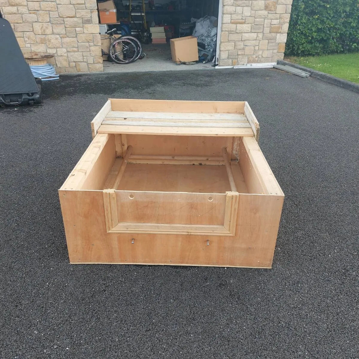 Dog Welping box - Image 2