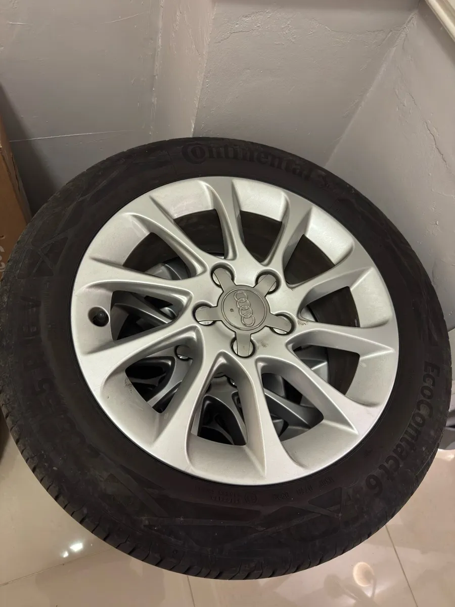 Audi A3 16” alloys with used tyres - Image 3