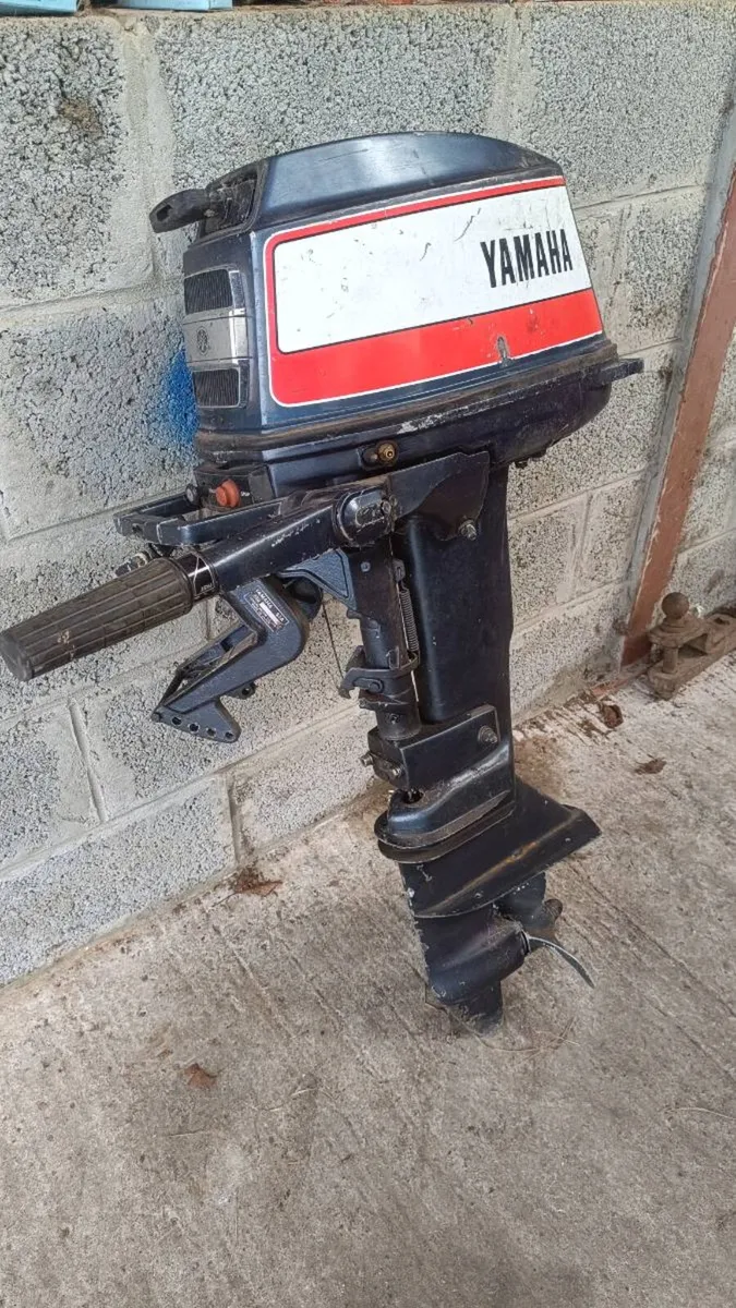 9.5 Yamaha 2-stroke Outboard - Image 1