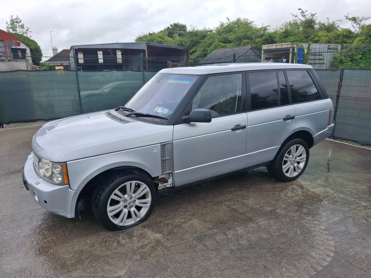 2009 Range Rover Vogue  TDv8  3.7  Automatic - Image 4