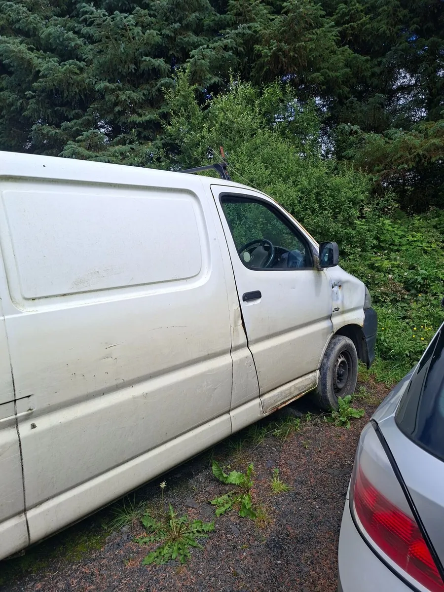 Toyota HiAce 2007 - Image 1